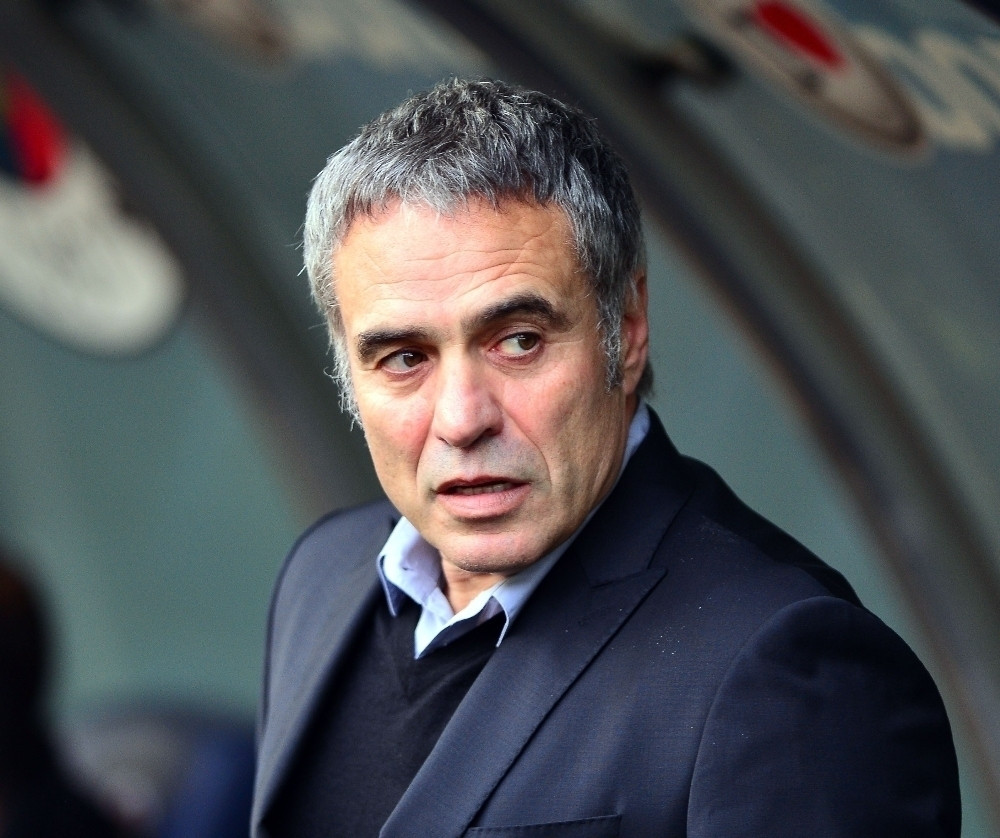 Ersun Yanal kimdir Ersun Yanal kimdir
